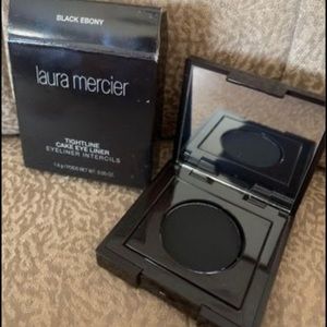Laura Mercier Eyeliner Cake